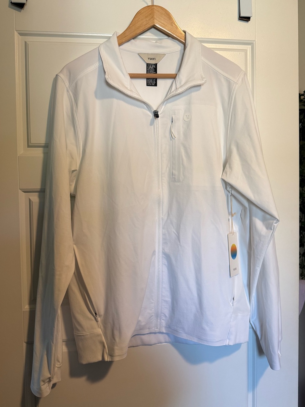 Vuori White Crosscourt Jacket